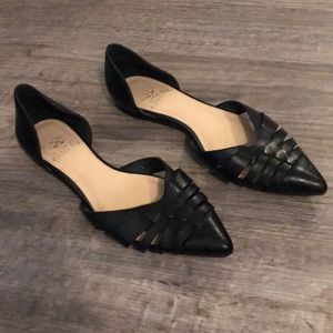 Vince Camuto pointed black flats - Sz 37.5